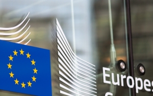 EU vyzvala ČR ke snížení počtu státní zaměstnanců