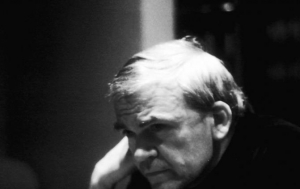 Spisovatel Kundera obviněn z udavačství