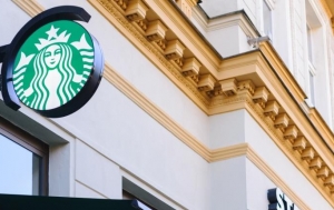 Starbucks otevřel první provozovnu v ČR